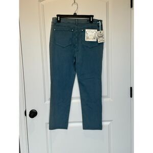 NWT Ethyl Denim Teal Classic Fit Jeans Size 12